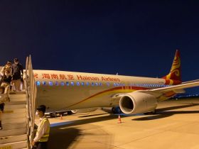 第一次睡在浦东机场——居然发现有至少500人也睡在机场