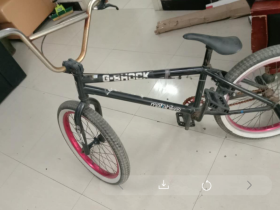 一辆旧BMX的翻新过程，自行车有两轮吸金兽的潜质